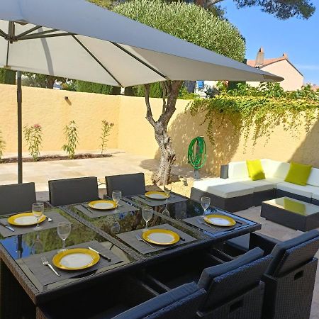 Belle Maison Mitoyenne De Standing Fréjus Exterior foto