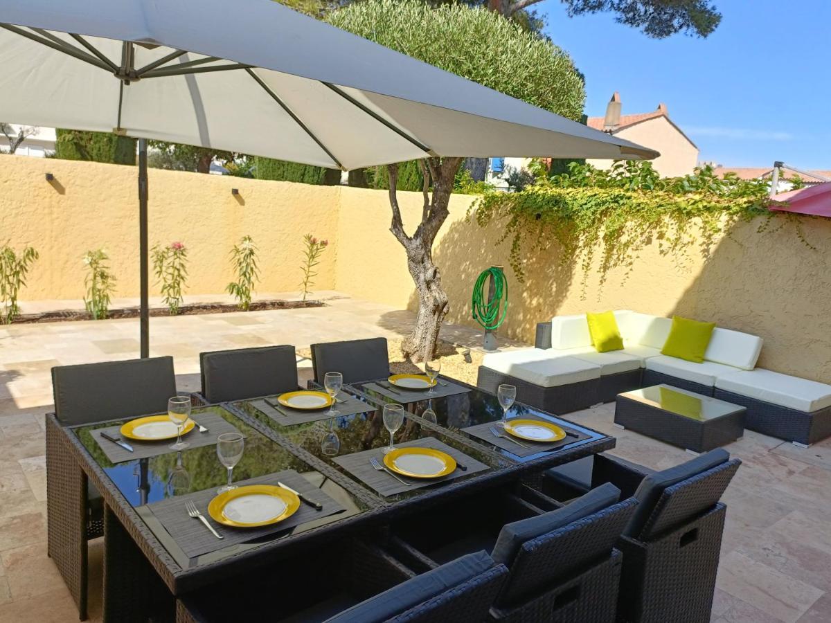 Belle Maison Mitoyenne De Standing Fréjus Exterior foto