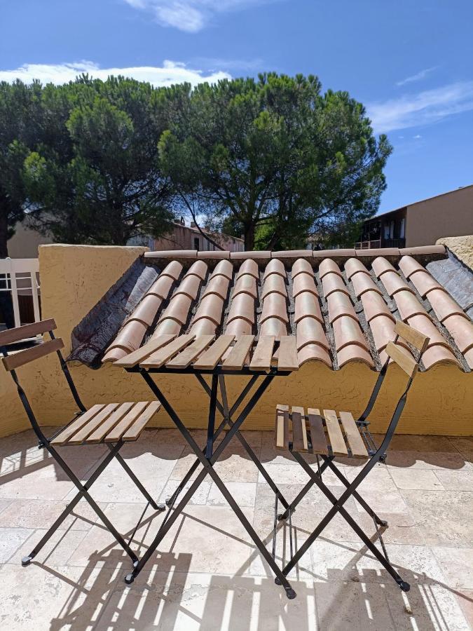 Belle Maison Mitoyenne De Standing Fréjus Exterior foto